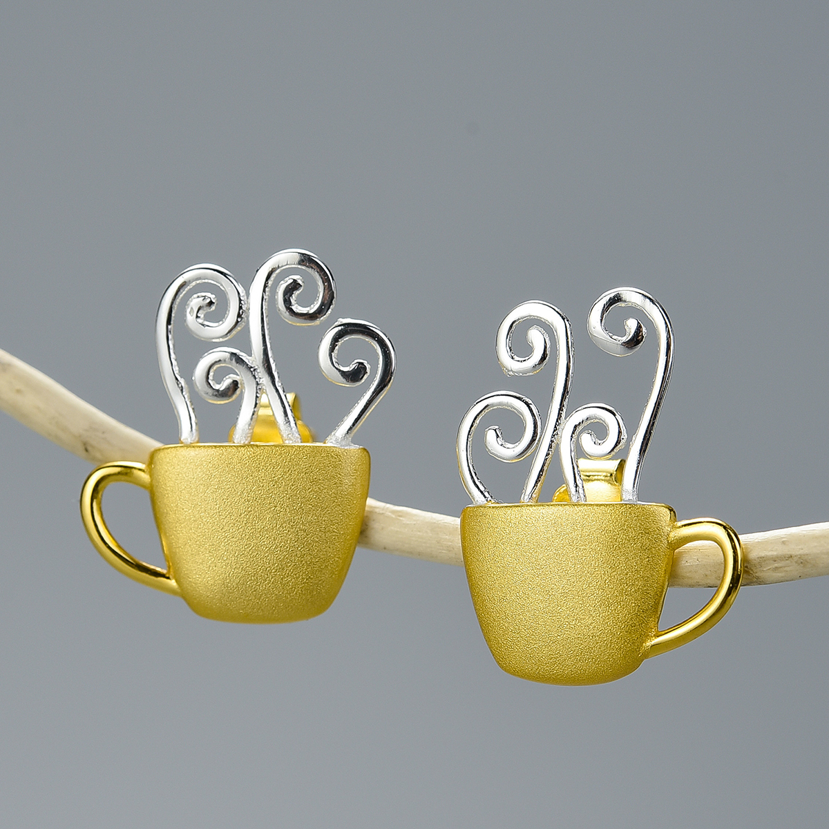 1 Pair Vintage Style Pastoral Coffee Cup Plating Sterling Silver Ear Studs display picture 5