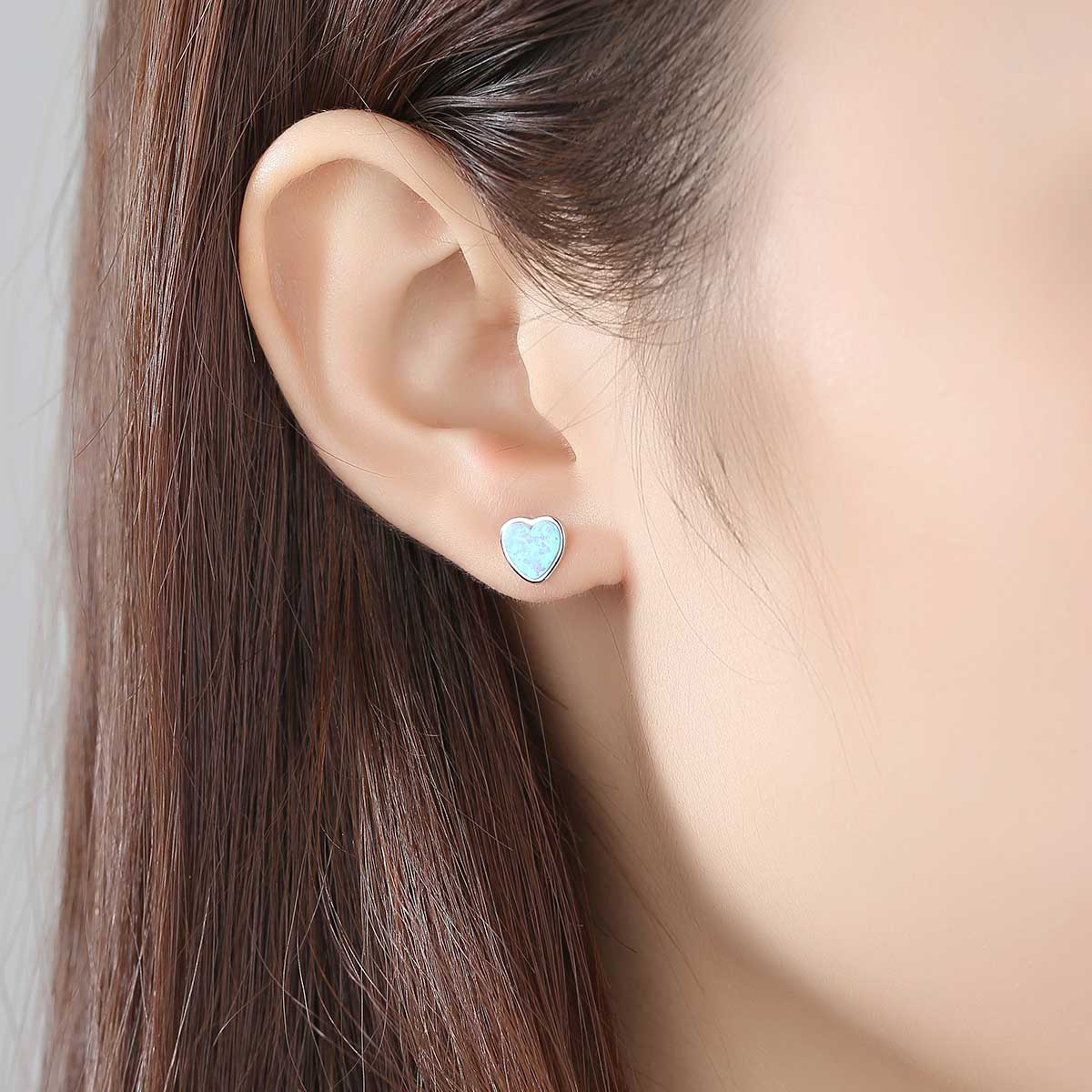 1 Pair Elegant Simple Style Heart Shape Plating Sterling Silver Ear Studs display picture 3