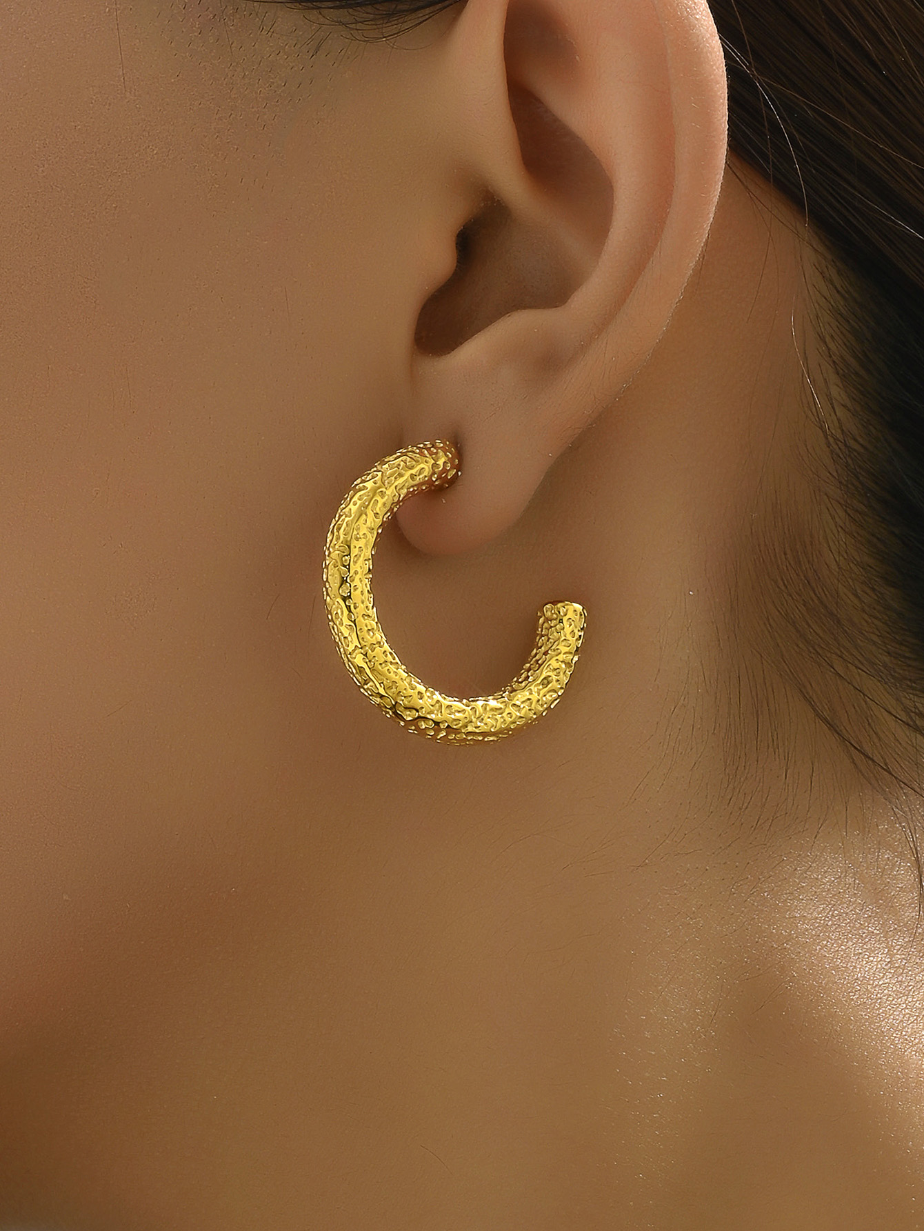 1 Pair Sexy Simple Style Solid Color Plating Titanium Steel 18k Gold Plated Ear Studs display picture 2