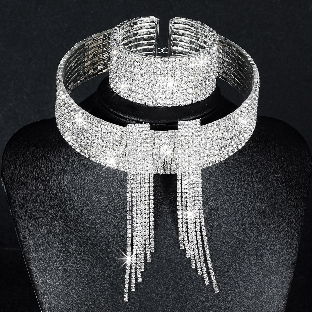 Wedding Shiny Geometric Alloy Rhinestone Inlay Rhinestones Silver Plated Women's Bracelets Earrings Necklace display picture 5