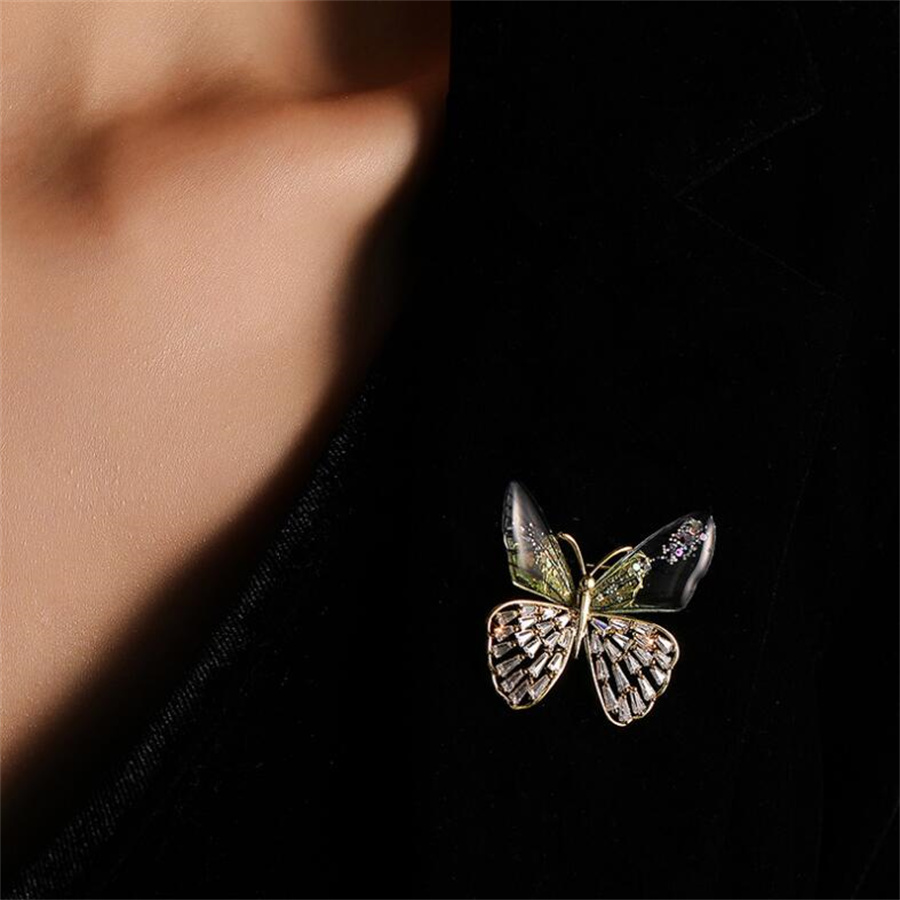 Elegant Butterfly Arylic Alloy Rhinestones Women's Brooches display picture 5