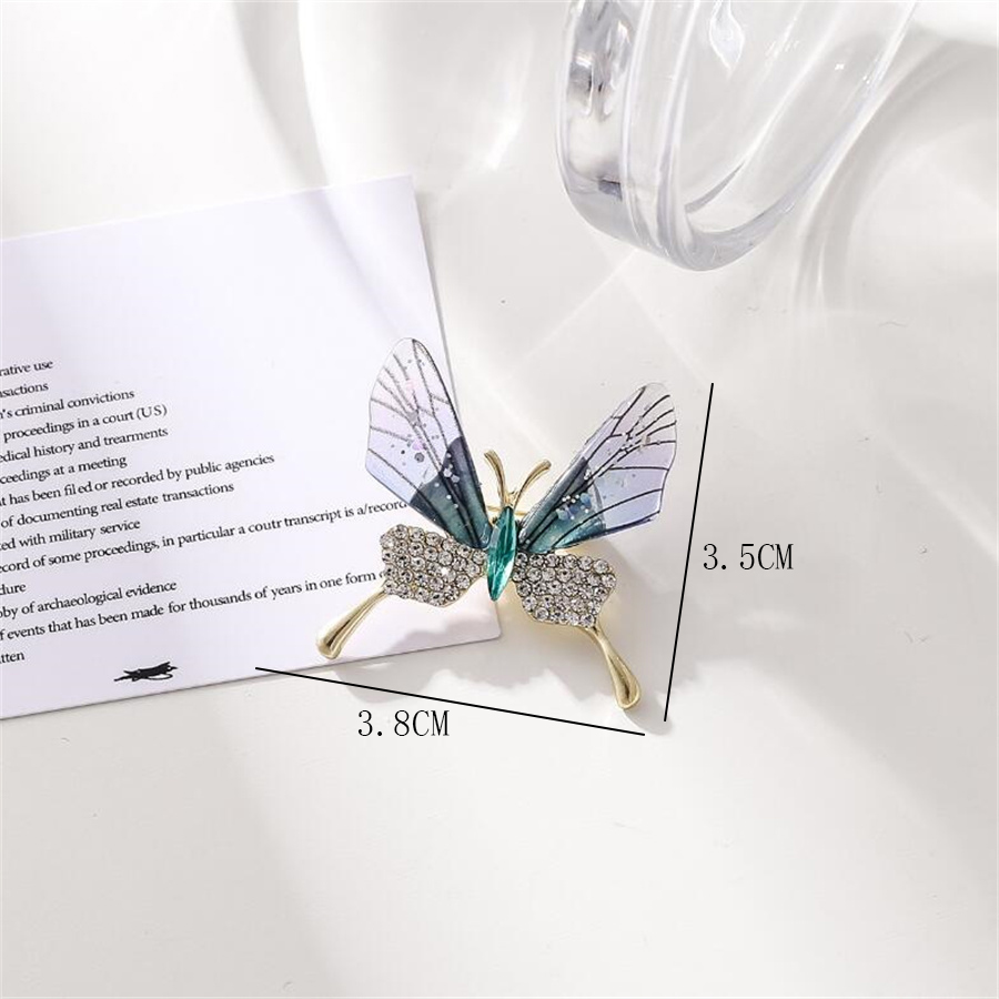 Vintage Style Butterfly Alloy Plating Inlay Acrylic Rhinestones Women's Brooches display picture 10