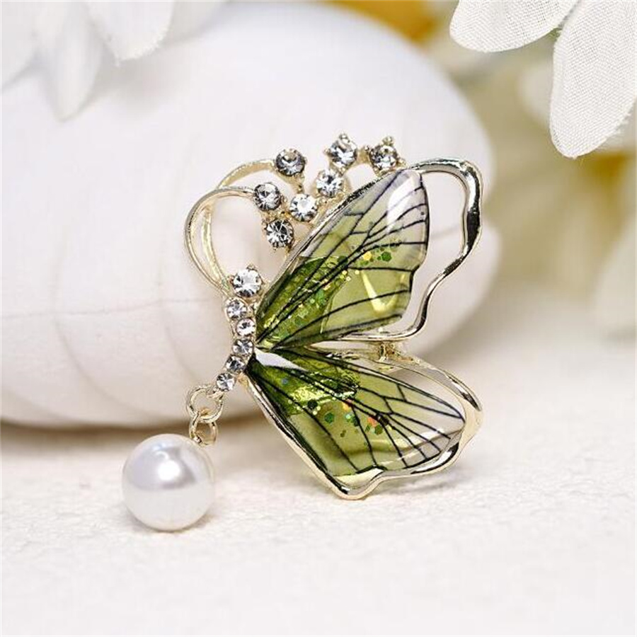 Vintage Style Butterfly Alloy Plating Inlay Acrylic Rhinestones Women's Brooches display picture 3