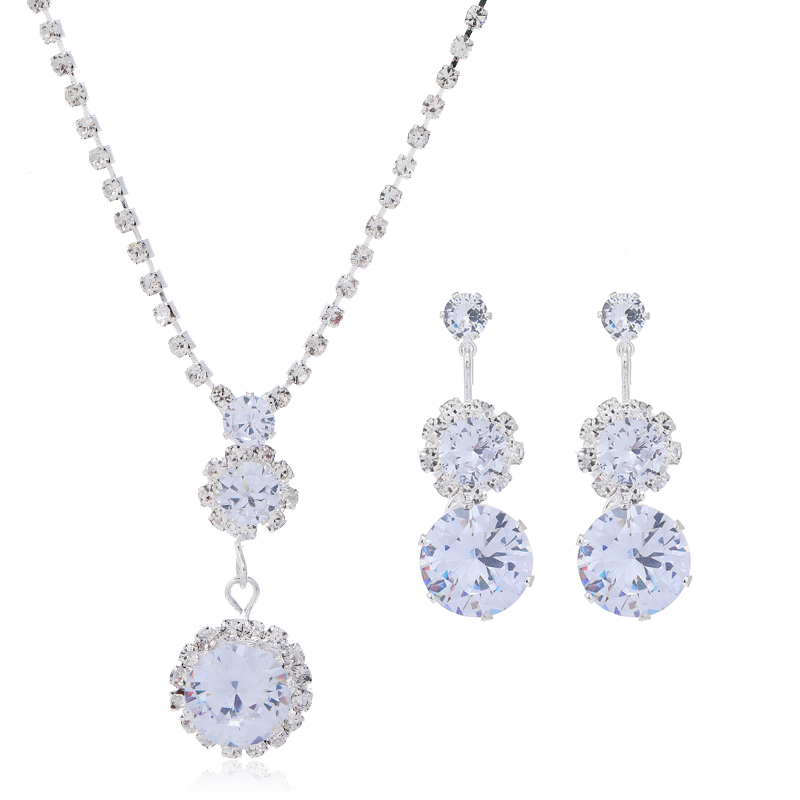 Elegante Lujoso Color Sólido Aleación Enchapado Embutido Diamantes De Imitación Plateado Mujeres Conjunto De Joyas display picture 7