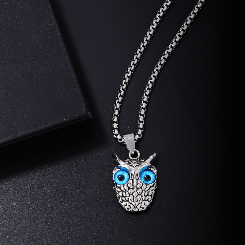 304 Stainless Steel Vintage Style Rock Plating Inlay Owl Rhinestones Pendant Necklace display picture 2