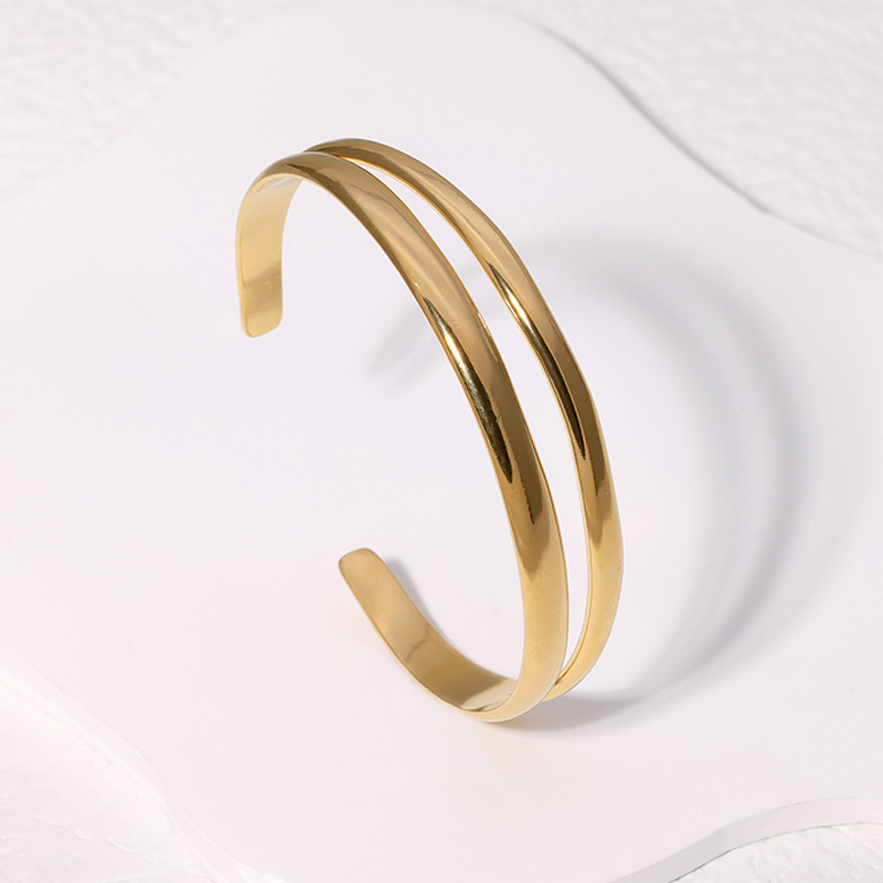 Retro Roman Style Solid Color 304 Stainless Steel 18K Gold Plated Bangle In Bulk display picture 4