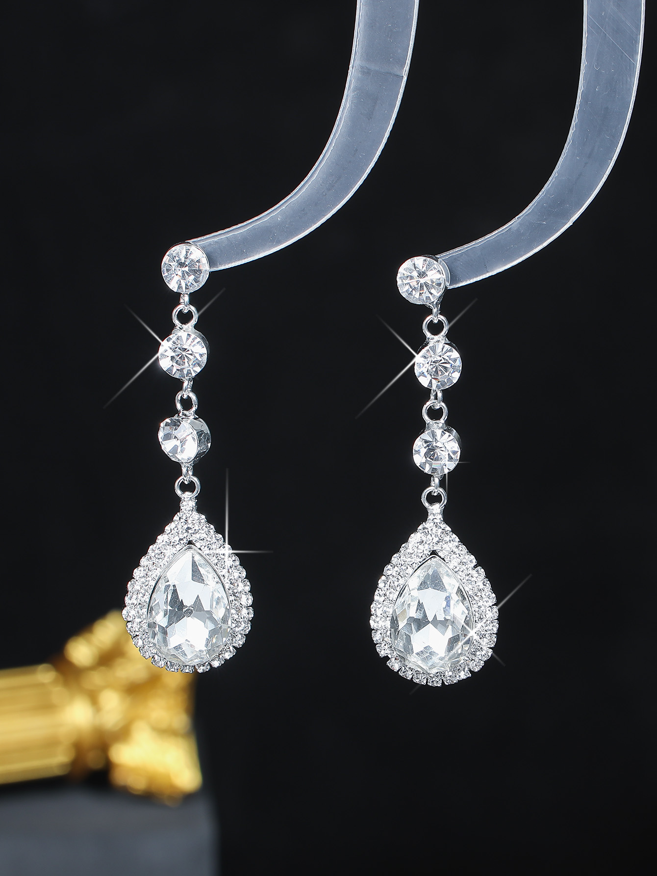 1 Pair Sweet Simple Style Water Droplets Plating Inlay Alloy Rhinestones Silver Plated Drop Earrings display picture 3