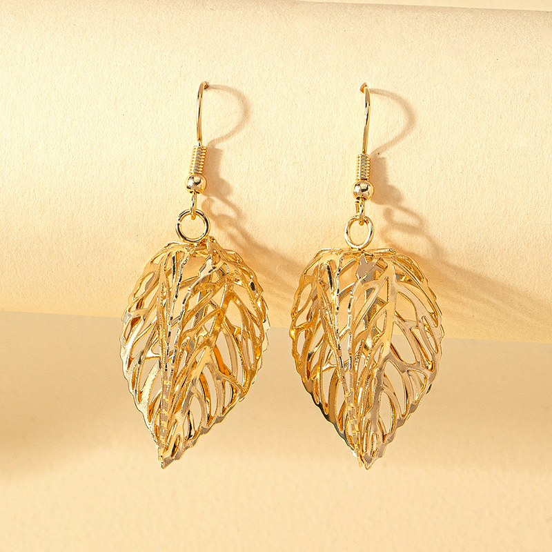 1 Pair Simple Style Leaves Solid Color Plating Ferroalloy 14k Gold Plated Drop Earrings display picture 5