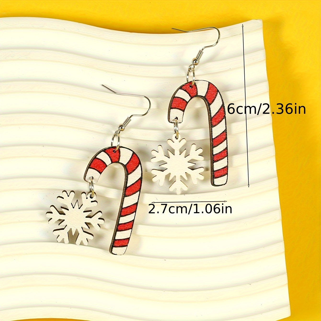 1 Pair Cartoon Style Christmas Santa Claus Gingerbread Wood Drop Earrings display picture 3