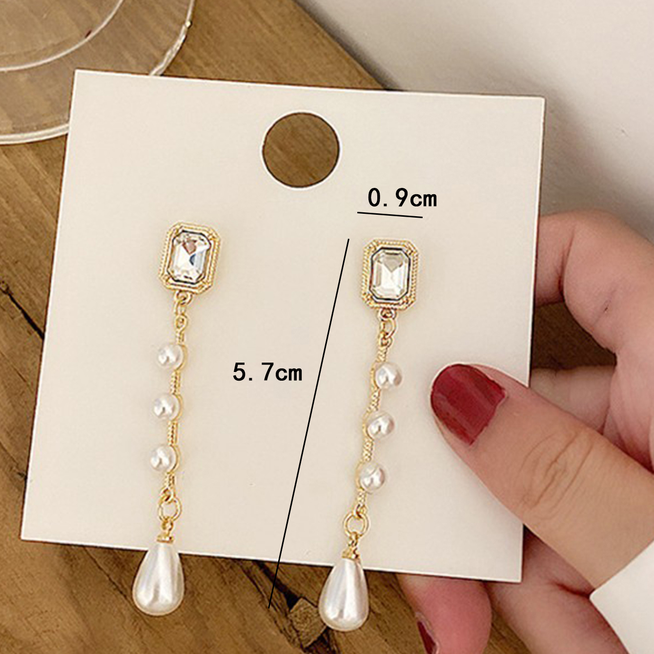 1 Pair Simple Style Water Droplets Plating Inlay Alloy Crystal Gold Plated Drop Earrings display picture 5