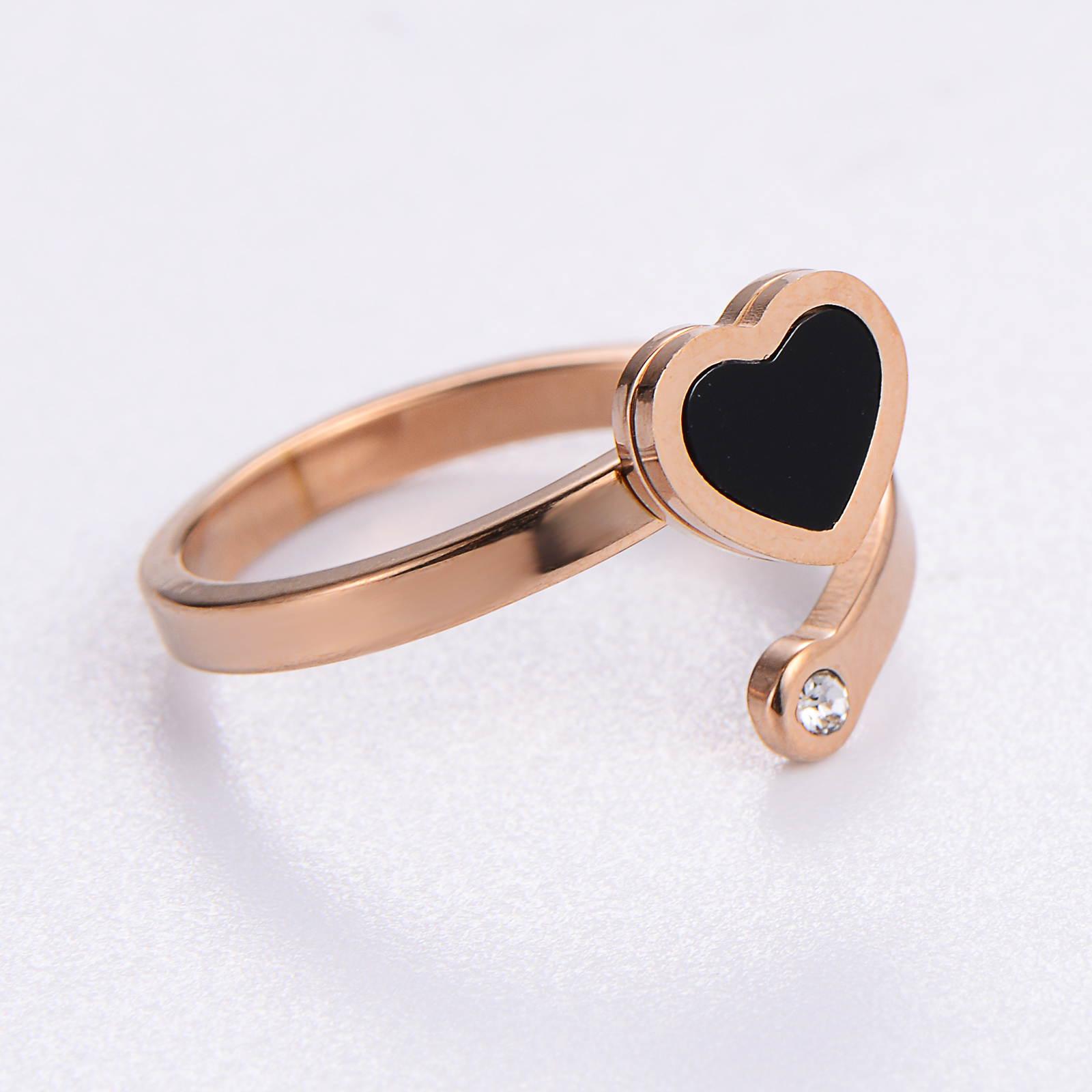 Elegant Romantic Heart Shape Stainless Steel Plating Inlay Acrylic 18k Gold Plated Rose Gold Plated Rings display picture 7