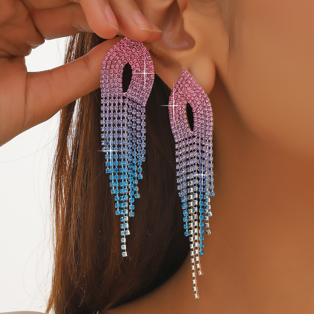 1 Pair Wedding Vacation Gradient Color Plating Hollow Out Rhinestone Drop Earrings display picture 2