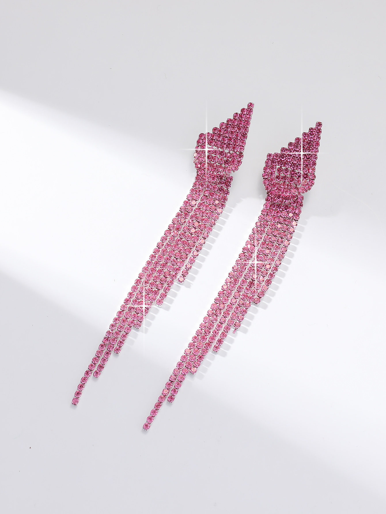 1 Pair Elegant Sweet Solid Color Plating Inlay Alloy Rhinestones Drop Earrings display picture 2