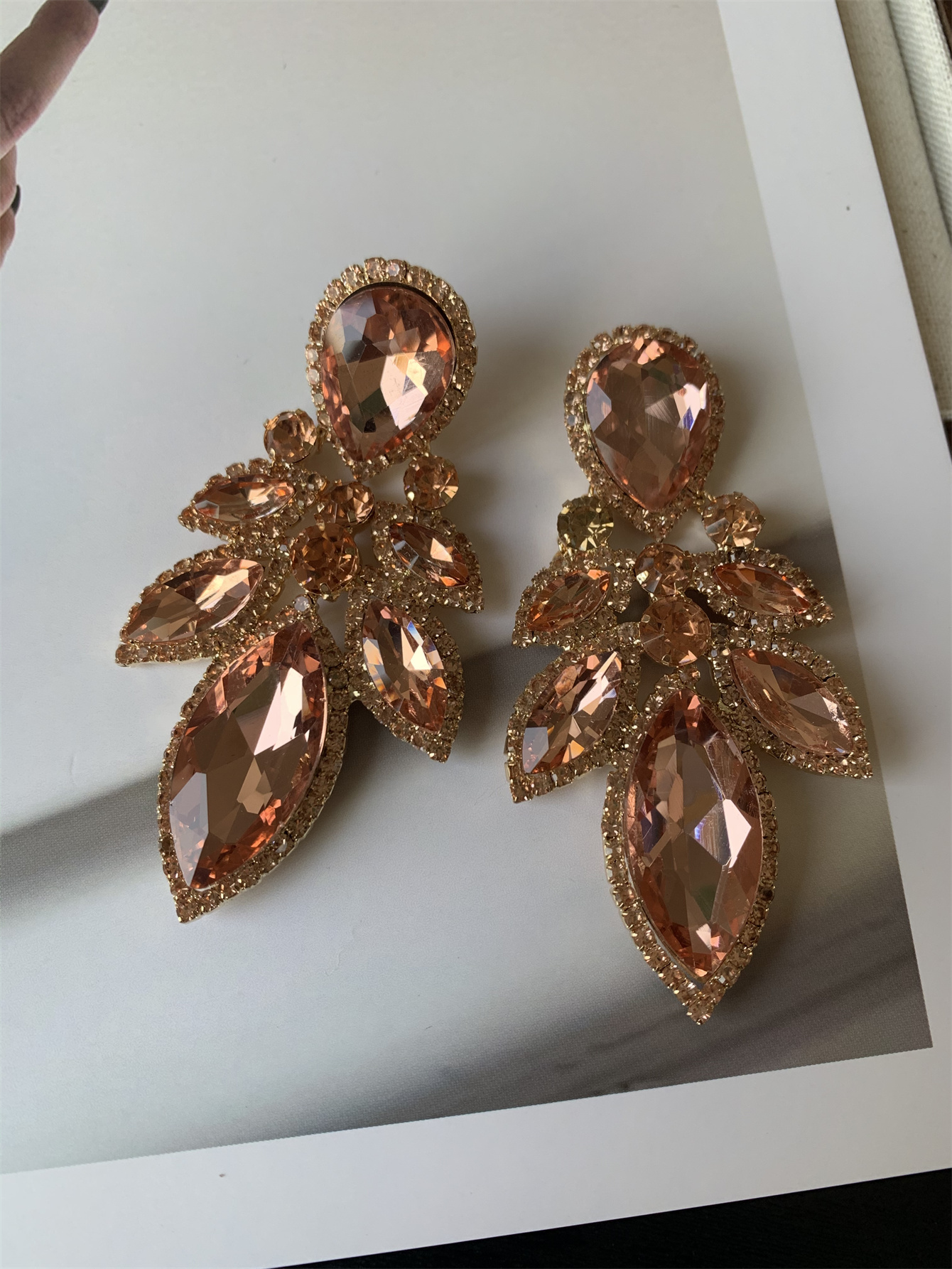 1 Paire Rétro Luxueux Feuilles Placage Incruster Alliage Strass Plaqué Argent Boucles D'oreilles display picture 9