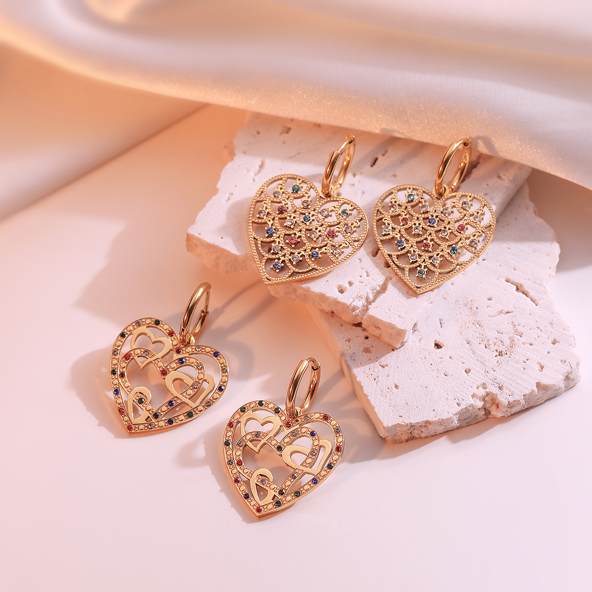 1 Pair Simple Style Commute Heart Shape Plating Inlay 304 Stainless Steel Zircon 18K Gold Plated Drop Earrings display picture 5