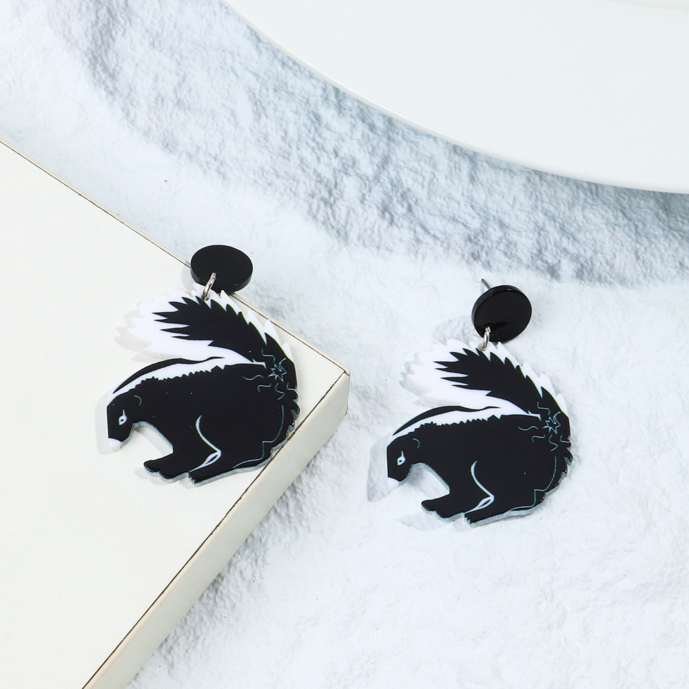 1 Pair Simple Style Animal Printing Arylic Drop Earrings display picture 3