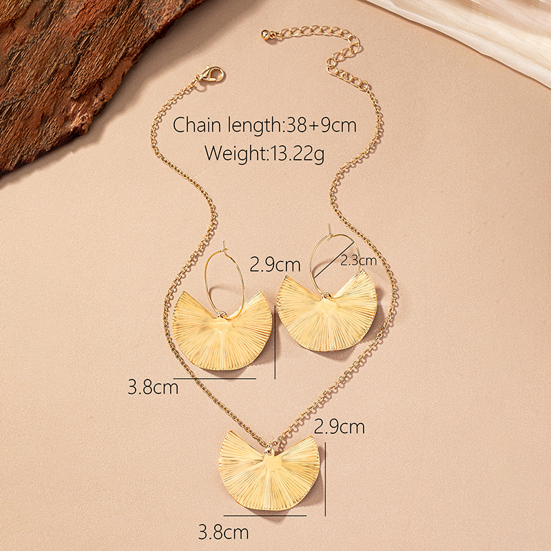 Retro Romantic Leaf Ginkgo Leaf Alloy Ferroalloy Plating 14k Gold Plated Women's Earrings Necklace display picture 1