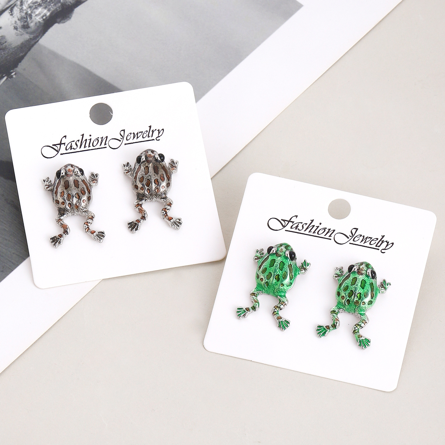 1 Pair Hip-hop Funny Frog Alloy Ear Studs display picture 4