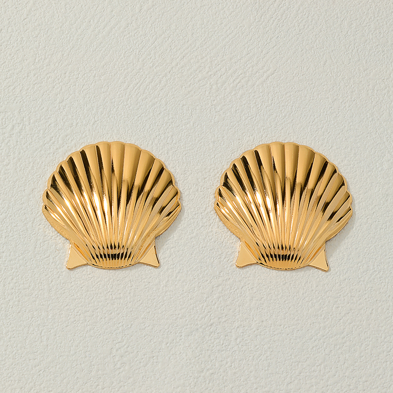 1 Pair Casual Shell Plating Alloy Gold Plated Ear Studs display picture 4