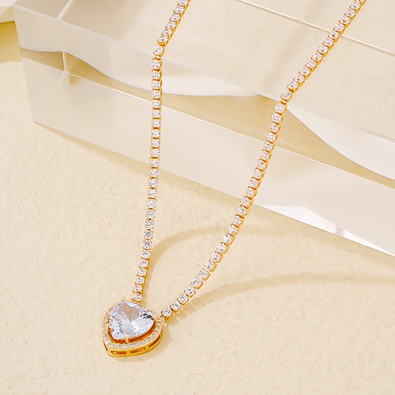 Großhandel Einfacher Stil Herzform Kupfer Überzug Kette Inlay Vergoldet Zirkon Halskette display picture 1