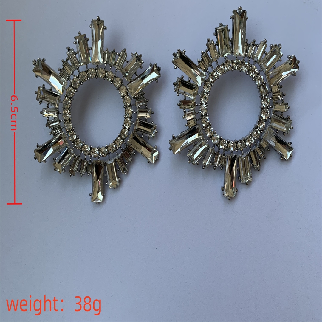 1 Pair Luxurious French Style Sun Plating Inlay Copper Alloy Rhinestones Silver Plated Ear Studs display picture 12