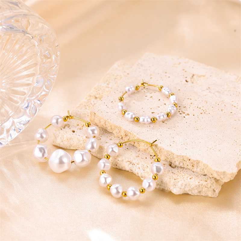 1 Pair Sweet Irregular Beaded Stainless Steel Baroque Pearls 18k Gold Plated Earrings display picture 3