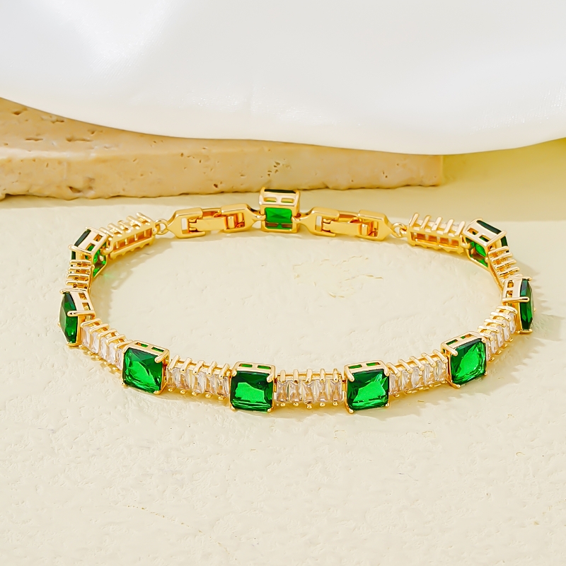 Retro Simple Style Classic Style Geometric Square Copper Plating Inlay Zircon Bracelets display picture 7