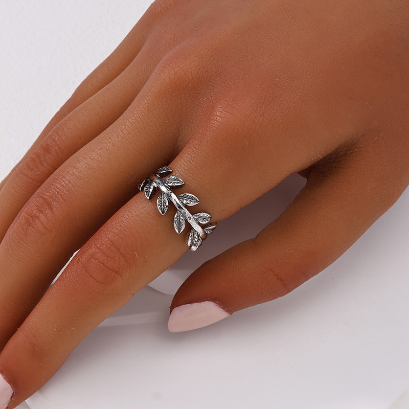 Vintage Style Leaf Alloy Wholesale Rings display picture 2