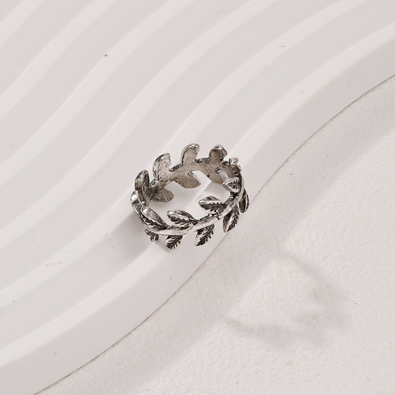 Vintage Style Leaf Alloy Wholesale Rings display picture 3