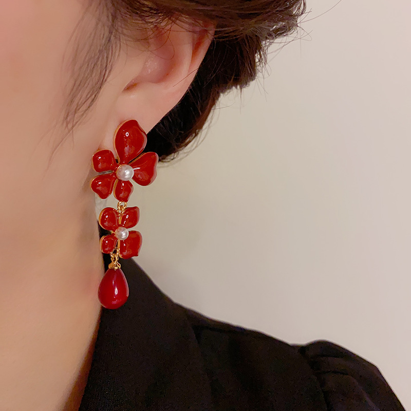 1 Pair Elegant Luxurious Flower Petal Enamel Alloy Drop Earrings display picture 2