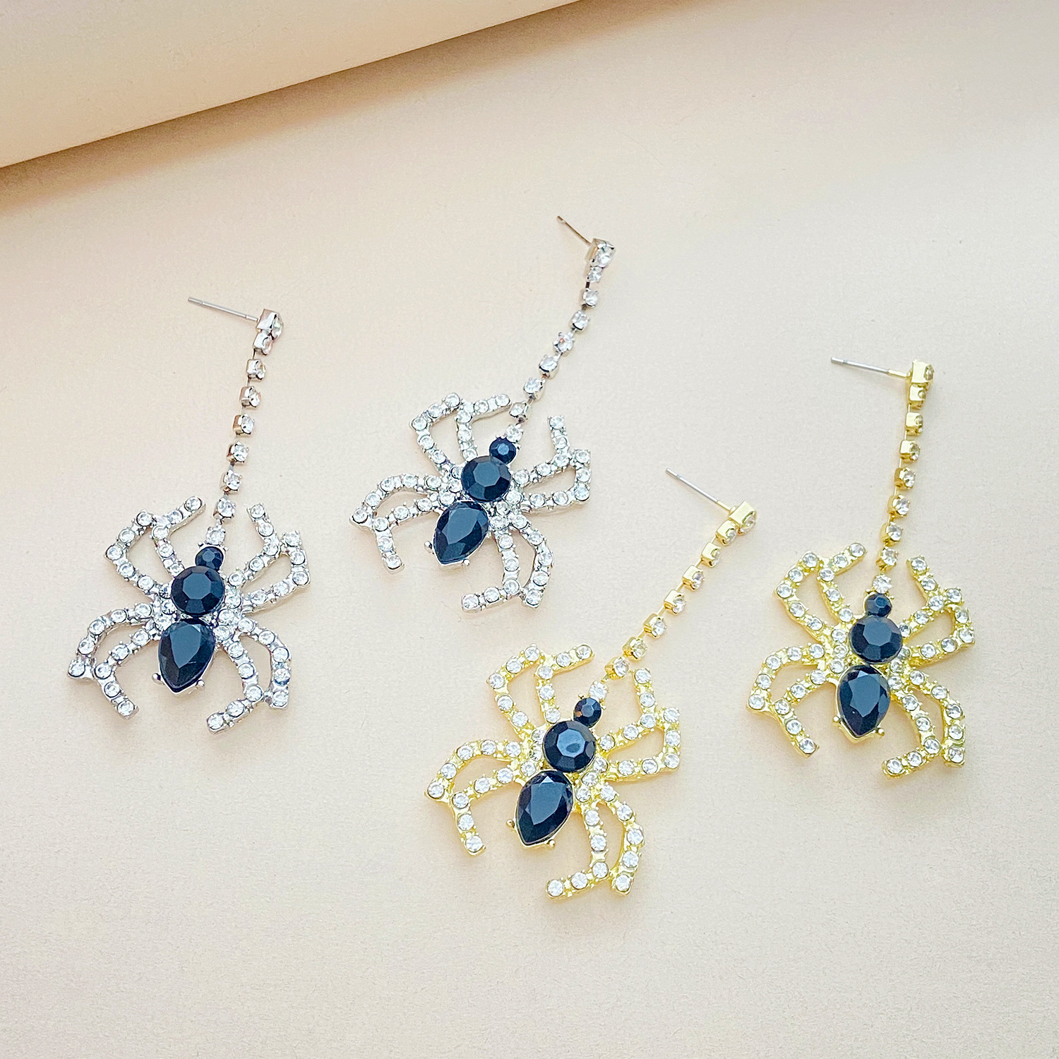 1 Pair Elegant Lady Spider Inlay Alloy Zircon Drop Earrings display picture 4