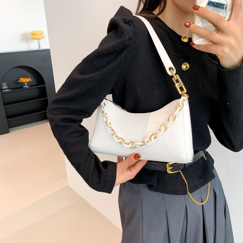 Women's All Seasons Pu Leather Solid Color Streetwear Square Zipper Shoulder Bag Underarm Bag display picture 11