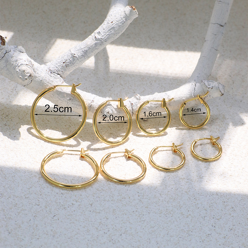 1 Pair Simple Style Classic Style Commute Solid Color Plating Copper 18k Gold Plated Hoop Earrings display picture 12