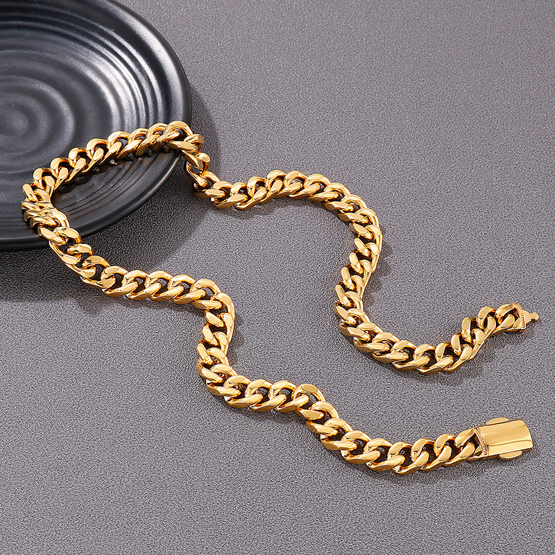 Classic Style Solid Color 18K Gold Plated Titanium Steel Wholesale Bracelets Necklace display picture 2