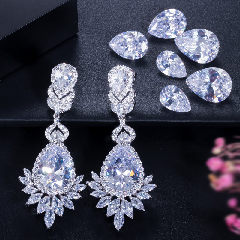 1 Pair Elegant Irregular Leaves Snowflake Plating Inlay Copper Zircon Rhodium Plated Silver Plated Drop Earrings display picture 4