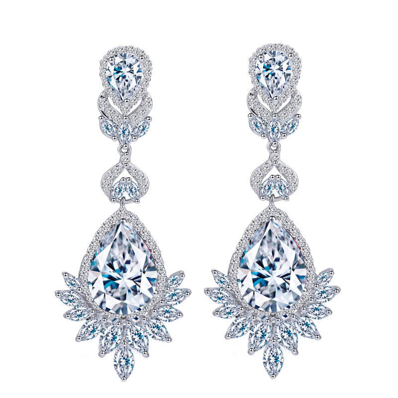 1 Pair Elegant Irregular Leaves Snowflake Plating Inlay Copper Zircon Rhodium Plated Silver Plated Drop Earrings display picture 12
