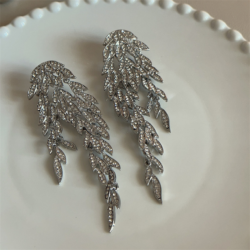 1 Pair Vintage Style Leaves Plating Inlay Alloy Rhinestones Silver Plated Ear Studs display picture 6