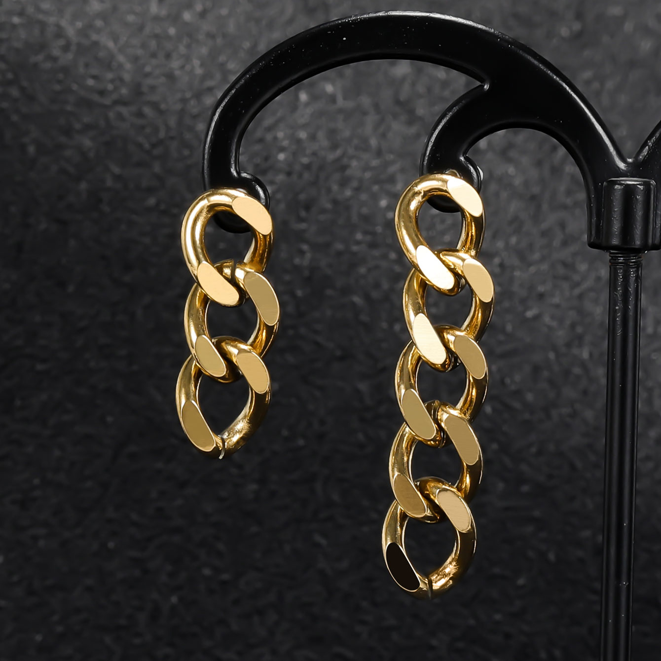 1 Pair Simple Style Circle Solid Color Plating Stainless Steel 14K Gold Plated Ear Studs display picture 1