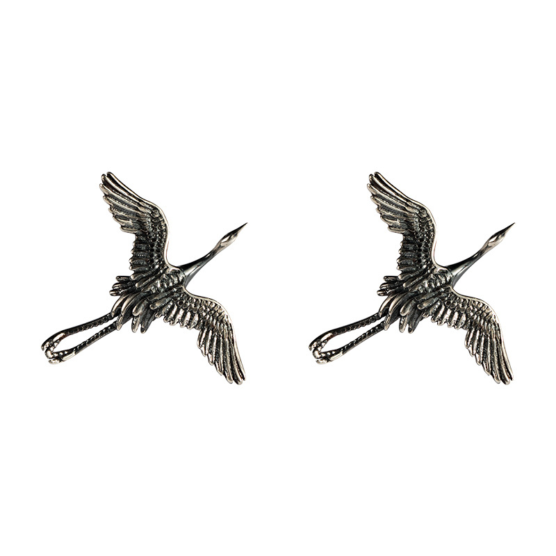 1 Pair Simple Style Crane Alloy Ear Studs display picture 1