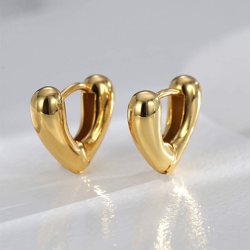 1 Pair Simple Style Solid Color Plating Copper 18k Gold Plated Hoop Earrings display picture 7