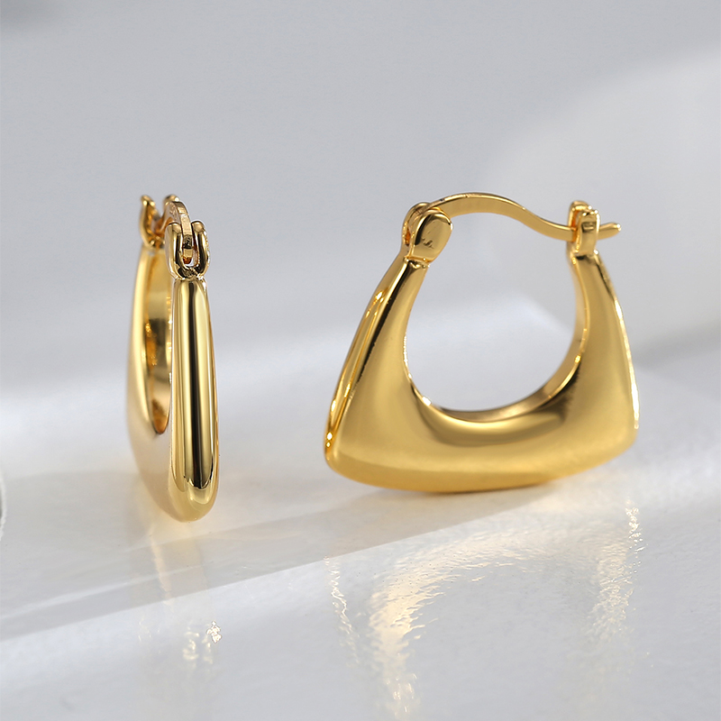 1 Pair Simple Style Solid Color Plating Copper 18k Gold Plated Hoop Earrings display picture 14
