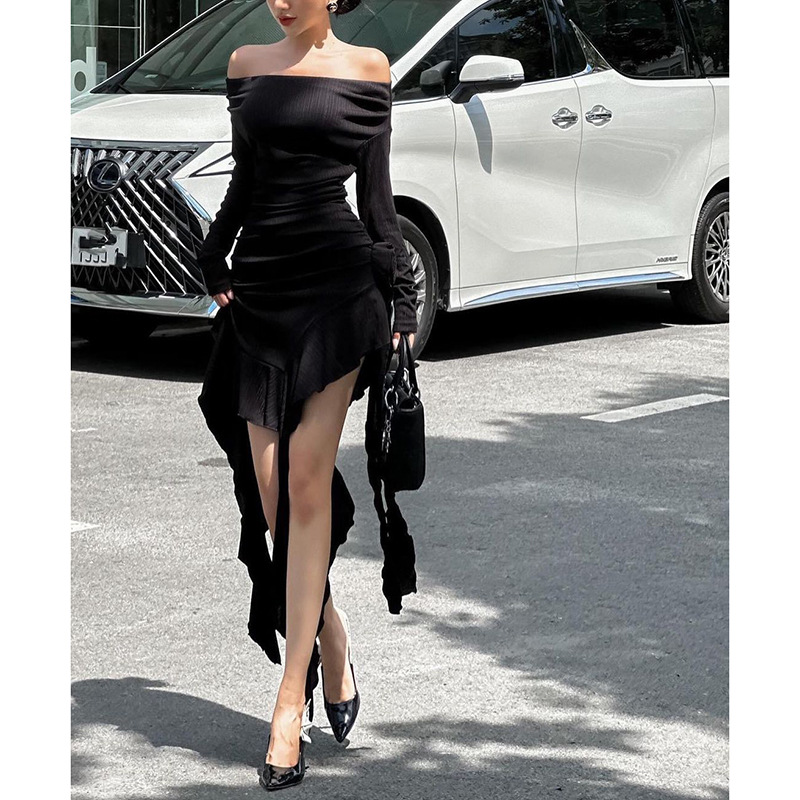 Women's Regular Dress Streetwear Off Shoulder Tassel Pleated Long Sleeve Solid Color Above Knee Daily Street display picture 1