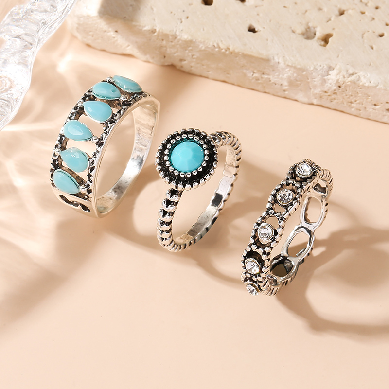 Retro Color Block Silver Plated Turquoise Alloy Wholesale Rings display picture 4