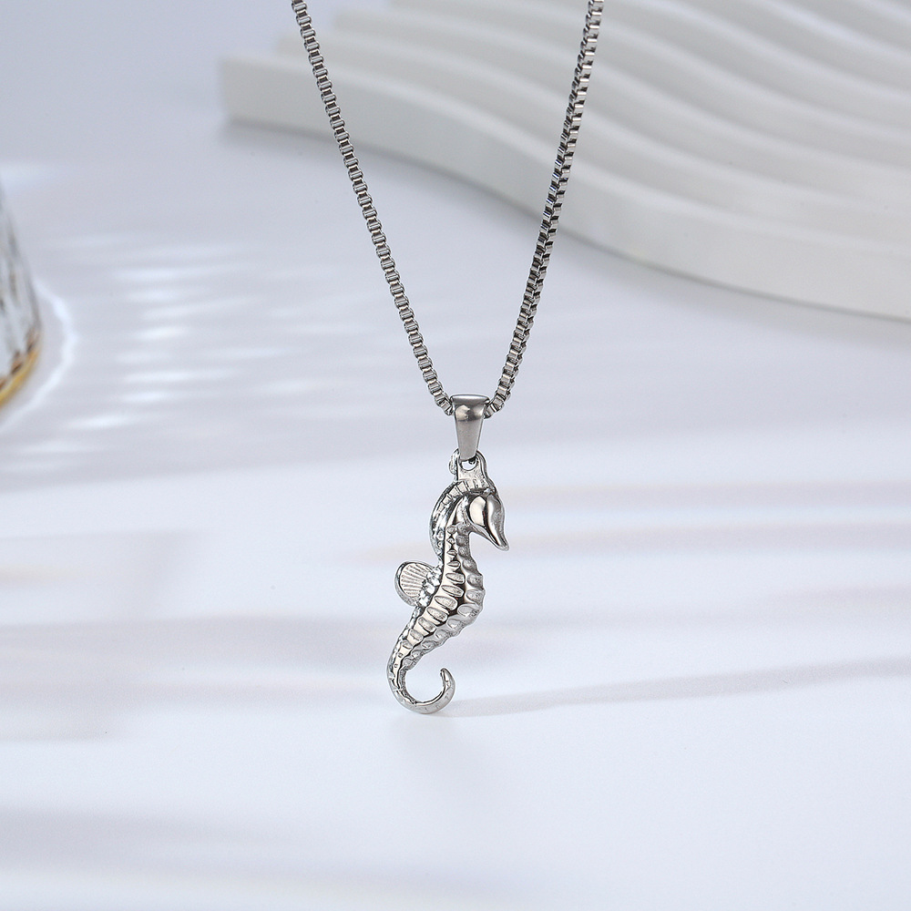 Classic Style Commute Hippocampus 304 Stainless Steel Plating 18K Gold Plated Men's Pendant Necklace display picture 2