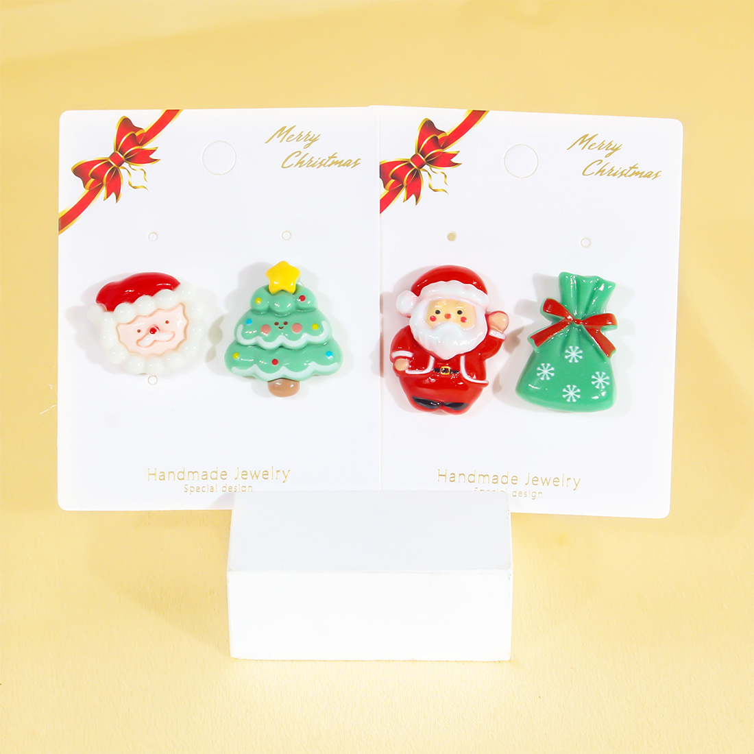 1 Pair Cute Sweet Commute Christmas Tree Santa Claus Candle Irregular Plastic Ear Studs display picture 7