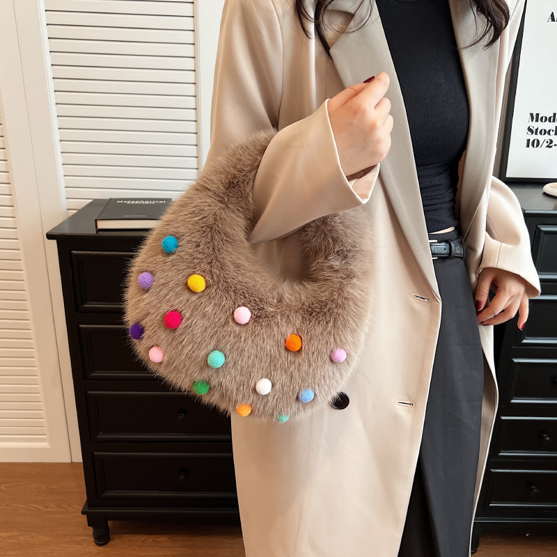 Women's Plush Polka Dots Streetwear Square Zipper Handbag display picture 1
