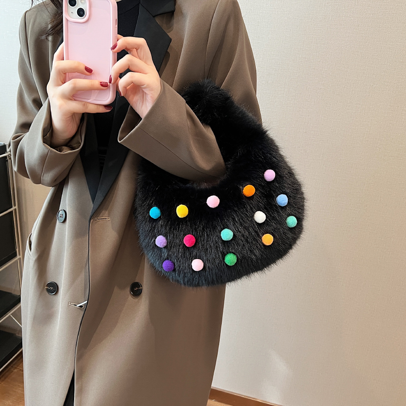 Women's Plush Polka Dots Streetwear Square Zipper Handbag display picture 3