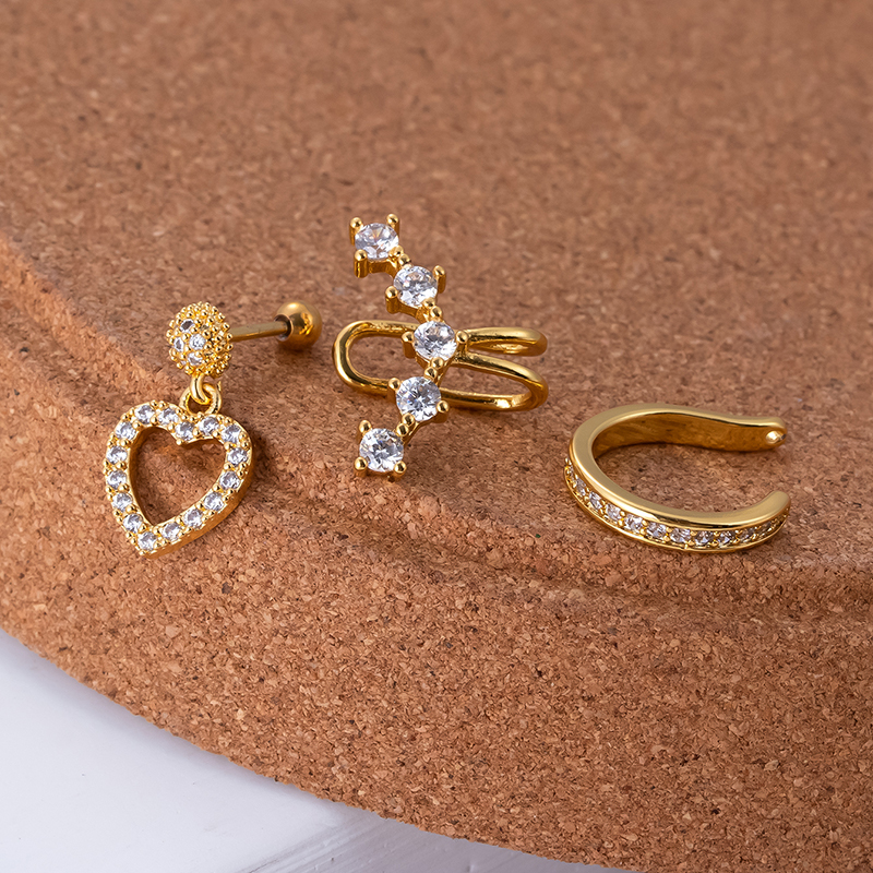 1 Piece Ear Cartilage Rings & Studs Sweet Shiny Heart Shape Copper Plating Inlay Zircon display picture 2