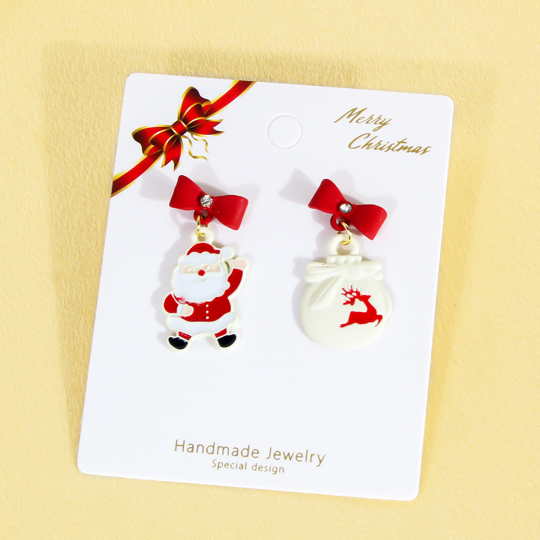 1 Pair Princess Cute Sweet Santa Claus Snowman Snowflake Irregular Alloy Ear Studs display picture 10