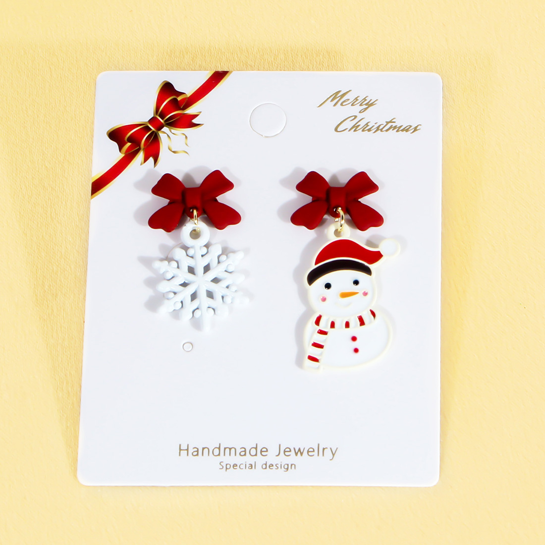 1 Pair Princess Cute Sweet Santa Claus Snowman Snowflake Irregular Alloy Ear Studs display picture 15